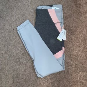 NWT—High Rise 7/8 Compression Leggings